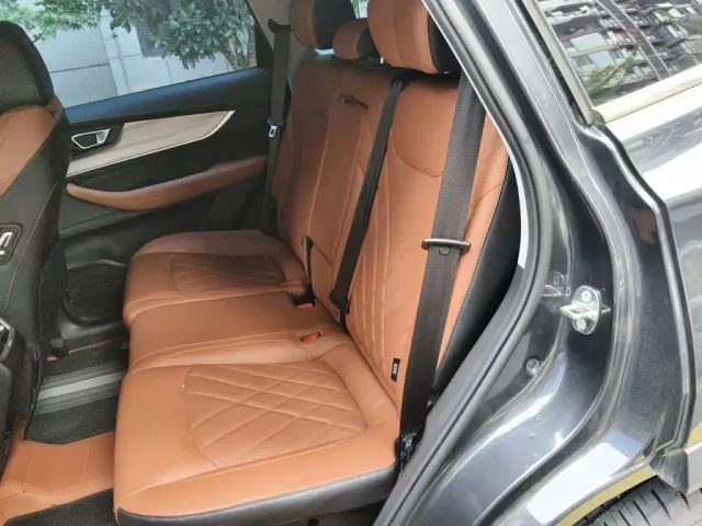 Chery Tiggo 8 PLUS — Фото автомобиля 14