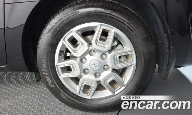 Hyundai Staria — Фото автомобиля 6