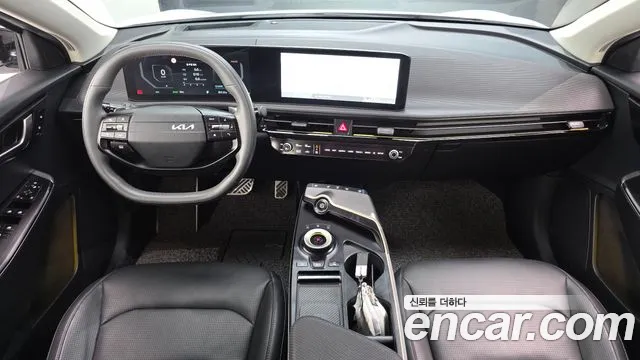 Kia EV6 — Фото автомобиля 10