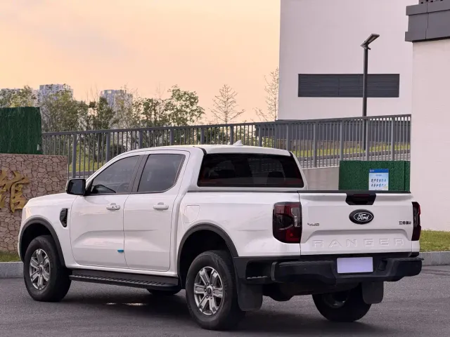 Ford Ranger — Фото автомобиля 9