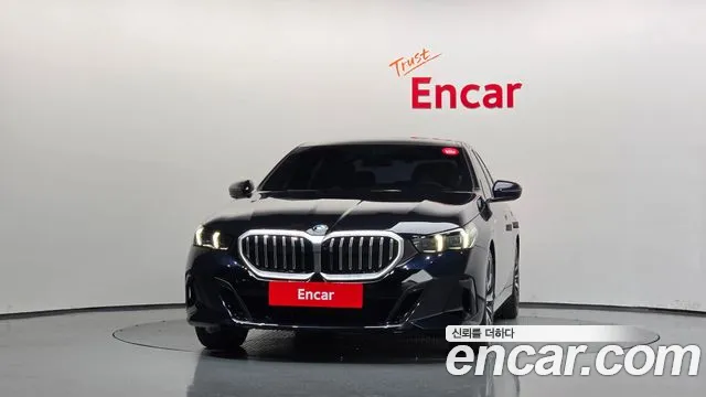 BMW 5 Series G60 — Фото автомобиля 3