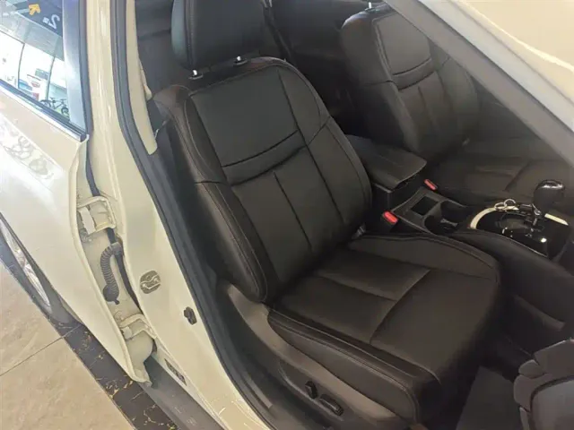 Nissan X-Trail — Фото автомобиля 24
