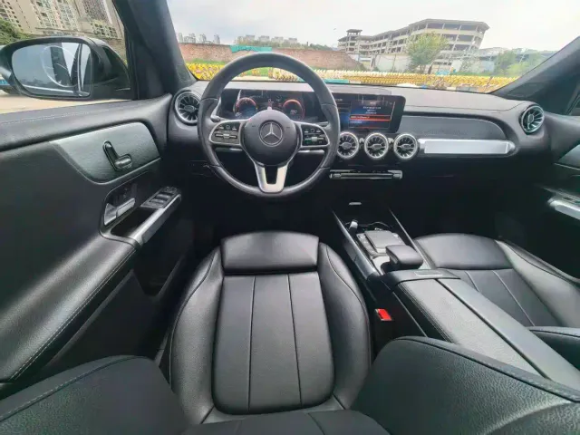 Mercedes-Benz GLB-Class — Фото автомобиля 5