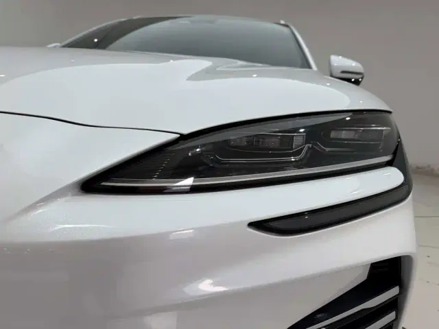 BYD Song PLUS — Фото автомобиля 3