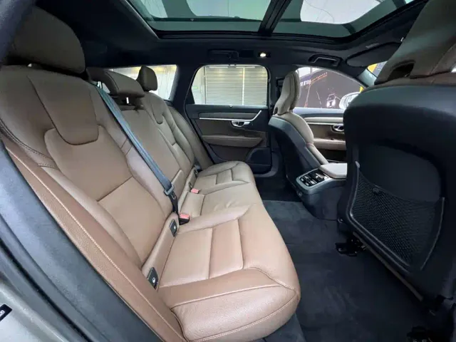Volvo V90 — Фото автомобиля 25