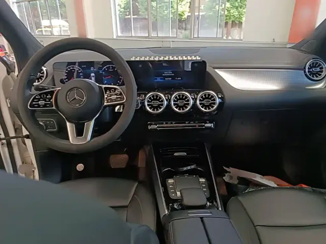 Mercedes-Benz GLA-Class — Фото автомобиля 9