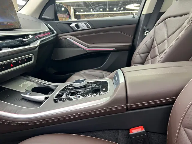 BMW X5 — Фото автомобиля 12
