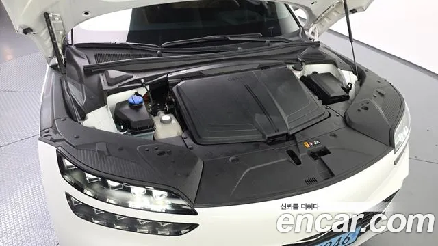 Genesis GV60 — Фото автомобиля 9