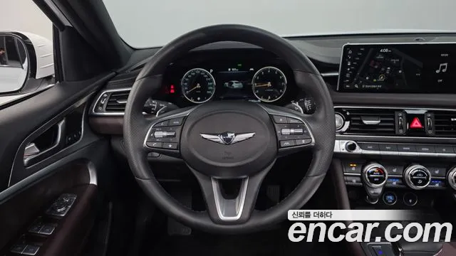 Genesis G70 New — Фото автомобиля 20
