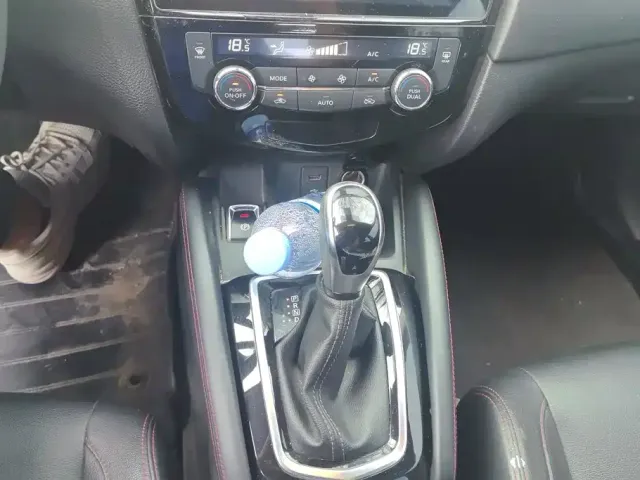 Nissan Qashqai — Фото автомобиля 16