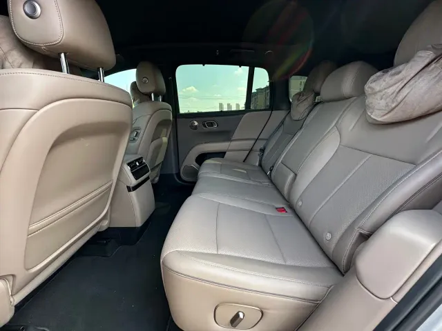 Li Auto i6 — Фото автомобиля 23