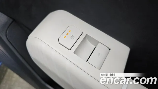 Kia EV4 Long Range 2WD — Фото автомобиля 8