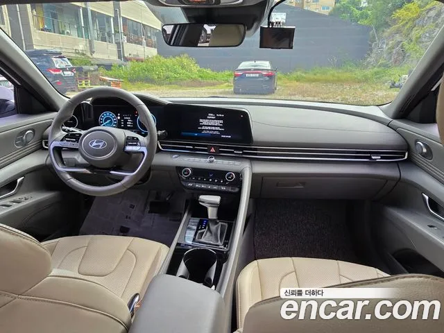 Hyundai Avante CN7 — Фото автомобиля 5