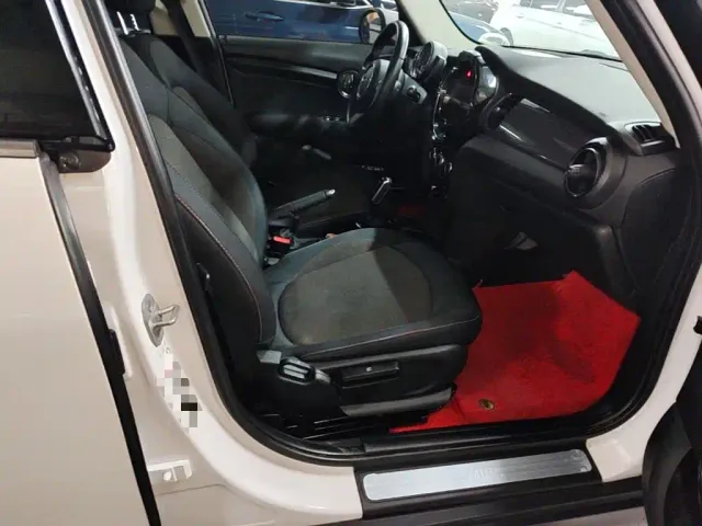 MINI Hatch — Фото автомобиля 8