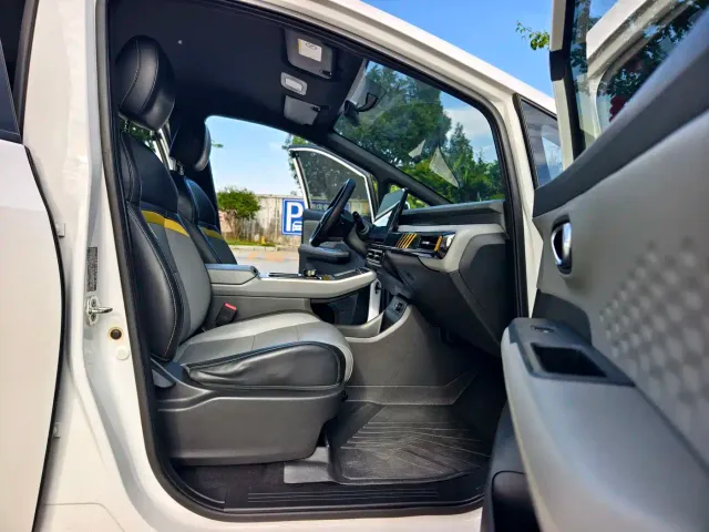 GAC Aion Y — Фото автомобиля 12