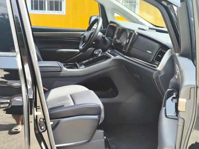 GAC Trumpchi M8 — Фото автомобиля 7
