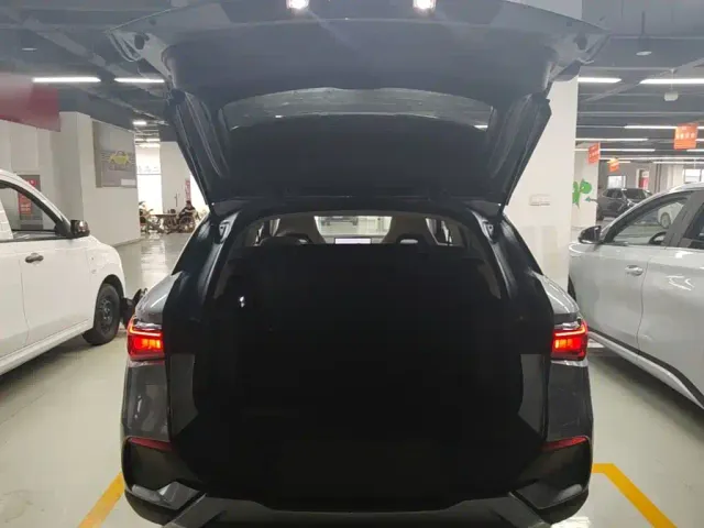 BYD Yuan PLUS — Фото автомобиля 18