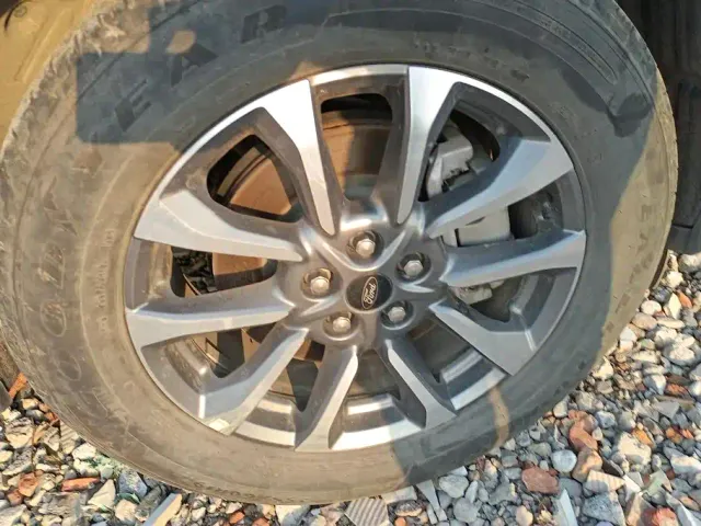 Ford Edge — Фото автомобиля 6