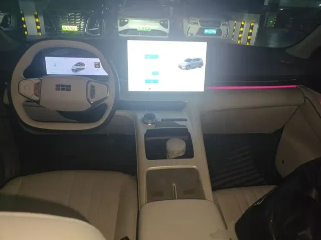 Geely Galaxy E5 — Фото автомобиля 5
