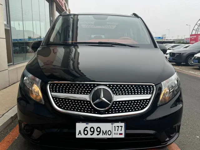 Mercedes-Benz Vito 2021 2.0T Elite 7-Seater — Фото автомобиля 2