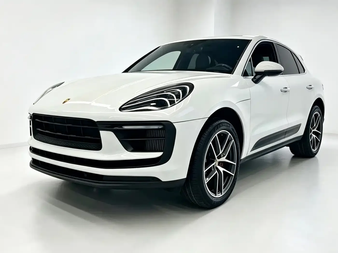 Фотография автомобиля — Porsche Macan