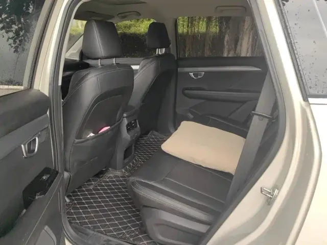 Wuling Asta — Фото автомобиля 11