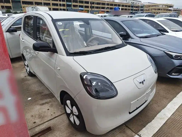 Wuling Hongguang Mini EV — Фото автомобиля 3