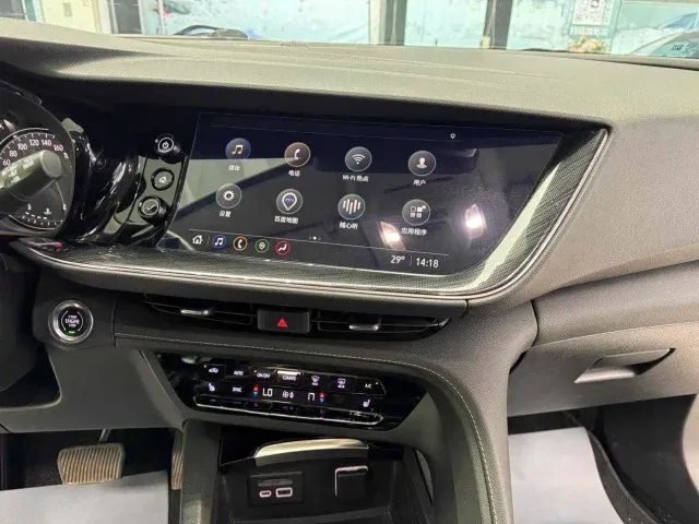 Buick Envision Plus — Фото автомобиля 24