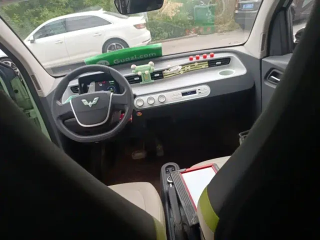Wuling Hongguang Mini EV — Фото автомобиля 9
