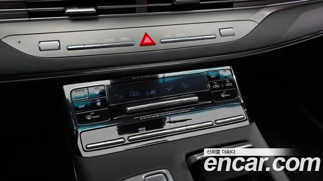 Hyundai Grandeur Новый Grandeur IG 3.0 LPi (Для проката) — Фото автомобиля 14