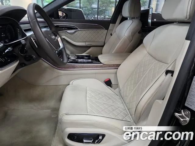Audi A8 — Фото автомобиля 11
