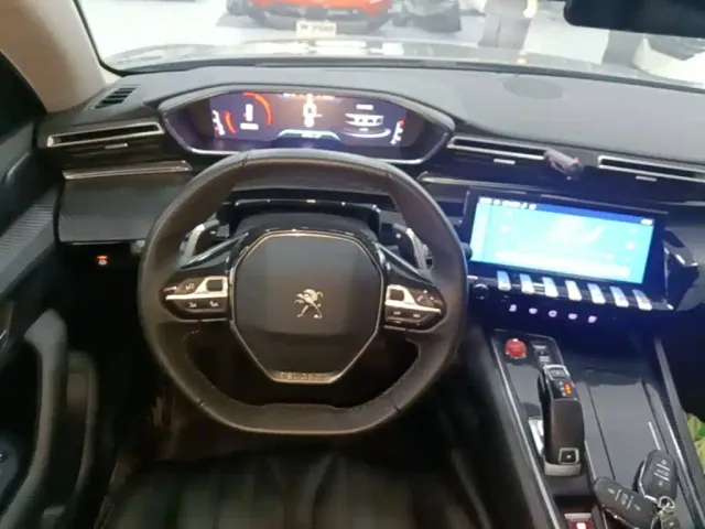 Peugeot 508 — Фото автомобиля 10