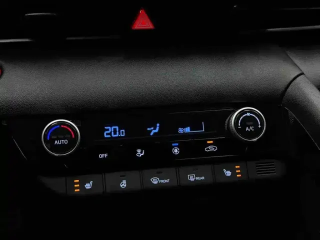 Hyundai Elantra — Фото автомобиля 9