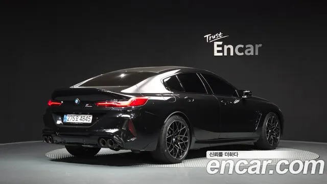 BMW M8 M8 (G15) — Фото автомобиля 2
