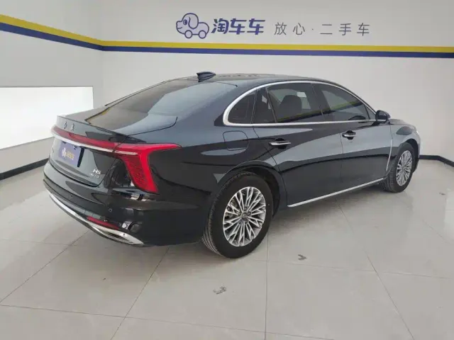 Hongqi H5 — Фото автомобиля 3