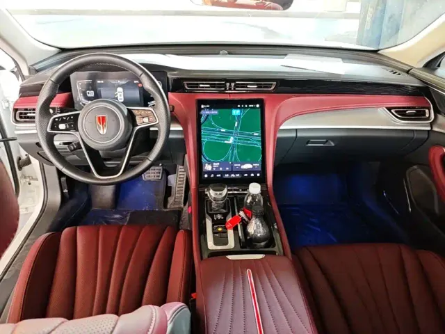 Hongqi H5 — Фото автомобиля 9