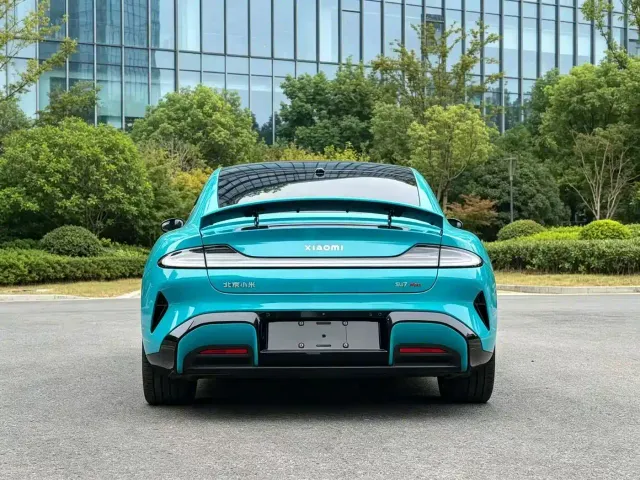 Xiaomi SU7 — Фото автомобиля 5