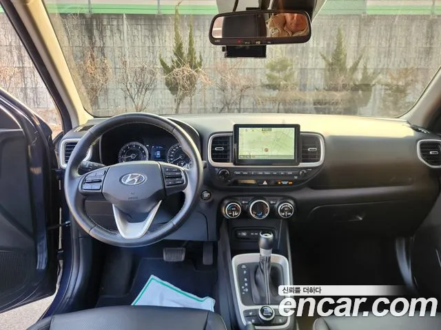 Hyundai Venue — Фото автомобиля 6