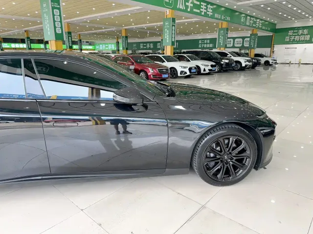 Xpeng P7 — Фото автомобиля 6