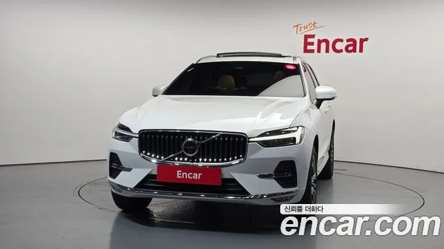 Вольво XC60 — Фото автомобиля 2