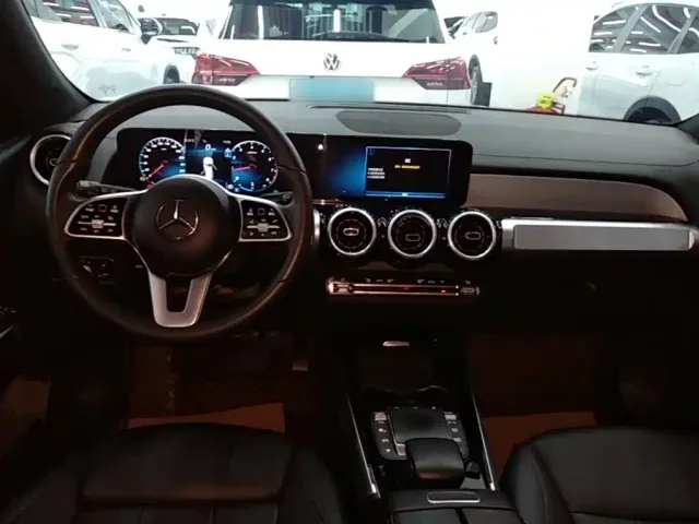 Mercedes-Benz GLB-Class — Фото автомобиля 5