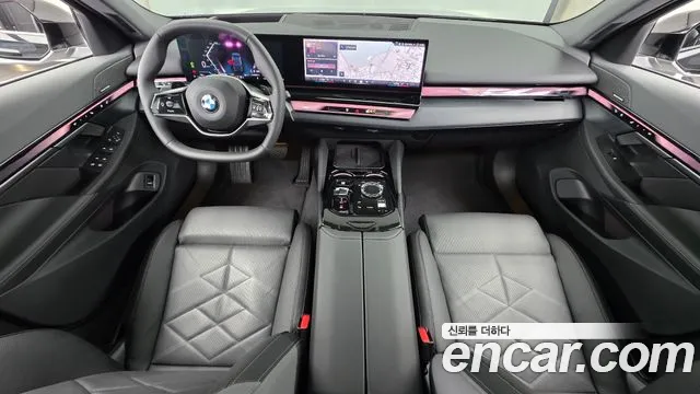 BMW 5-Series 5 серия (G60) — Фото автомобиля 7