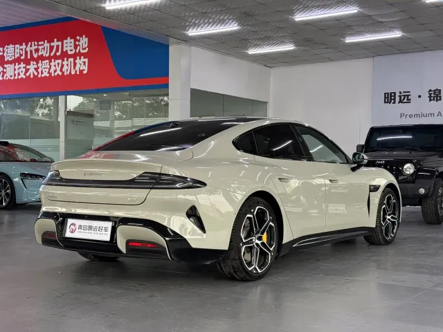 Xiaomi Auto Xiaomi SU7 2024 RWD Long Range Intelligent Driving Edition — Фото автомобиля 6