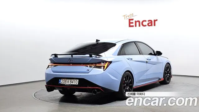 Hyundai AVANTE — Фото автомобиля 2