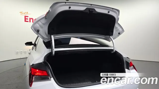 Hyundai Avante CN7 — Фото автомобиля 19