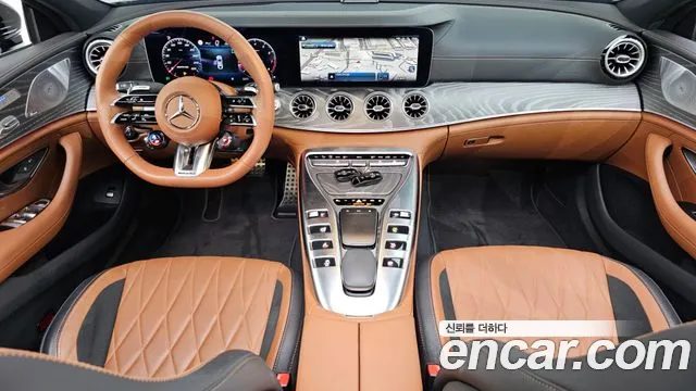 Mercedes-Benz AMG GT 4 двери 43 4MATIC+ — Фото автомобиля 4