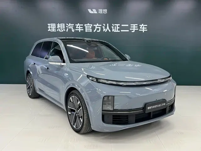 Li Auto L8 — Фото автомобиля 3