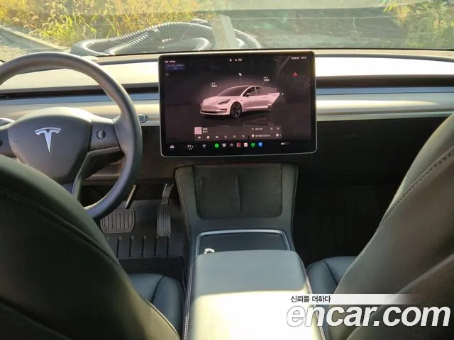 Tesla Model 3 — Фото автомобиля 9