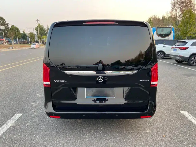 Mercedes-Benz V-Class — Фото автомобиля 5