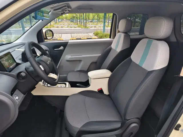 Changan Lumin — Фото автомобиля 9